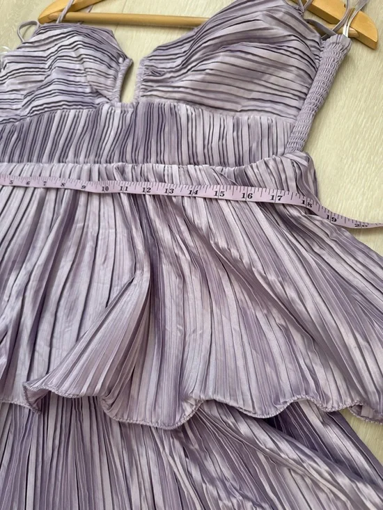 Astr Tiered Pleated Maxi Dress in Lilac 🐣 - Picture 7 of 10